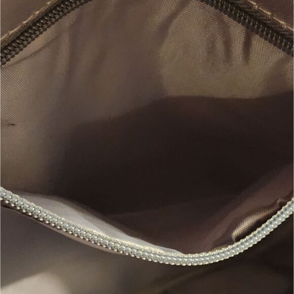 Disney Vacation Club Member Backpack Blue Gray Gold Mickey Mouse Zip Exclusive - Picture 7 of 9